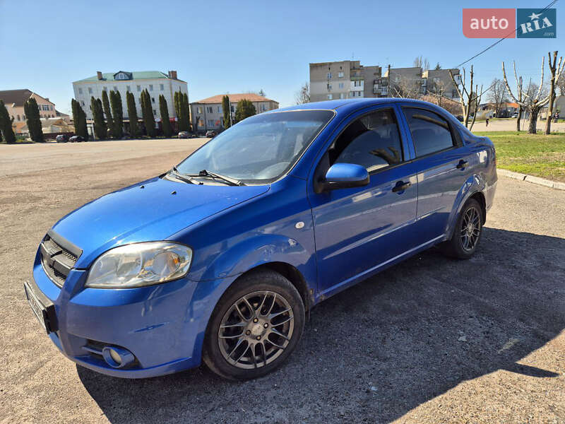 Седан Chevrolet Aveo 2006 в Андрушевке