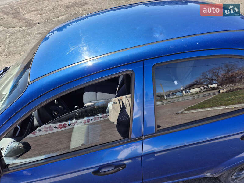 Седан Chevrolet Aveo 2006 в Андрушевке
