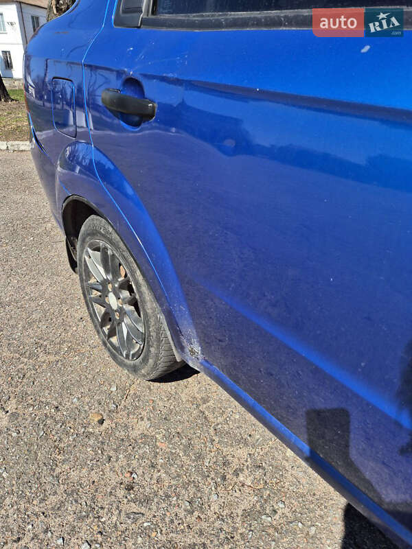 Седан Chevrolet Aveo 2006 в Андрушевке