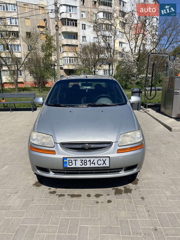 Седан Chevrolet Aveo 2005 в 