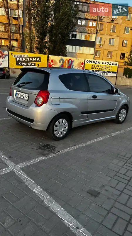 Хетчбек Chevrolet Aveo 2008 в 