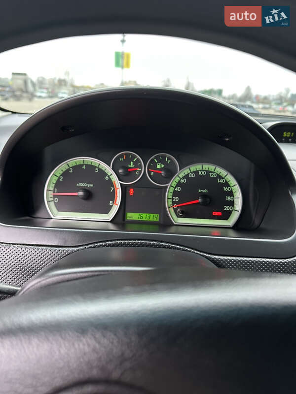 Седан Chevrolet Aveo 2011 в Киеве фото 13 Седан Chevrolet Aveo 2011 в Киеве