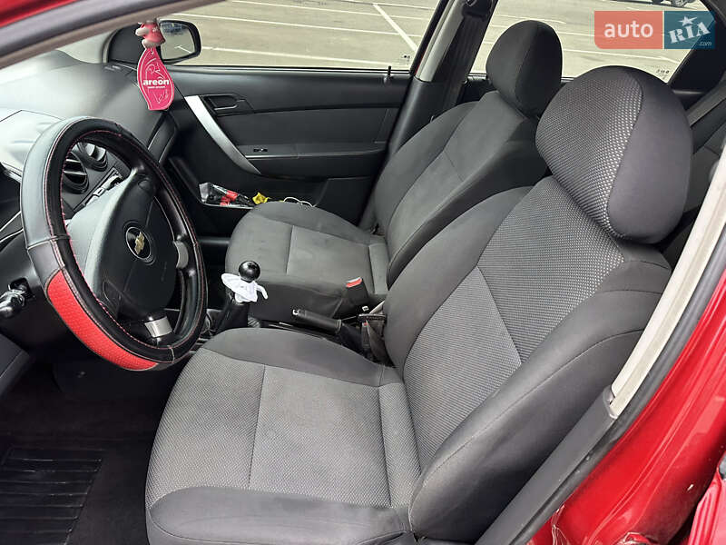 Седан Chevrolet Aveo 2011 в Киеве фото 12 Седан Chevrolet Aveo 2011 в Киеве