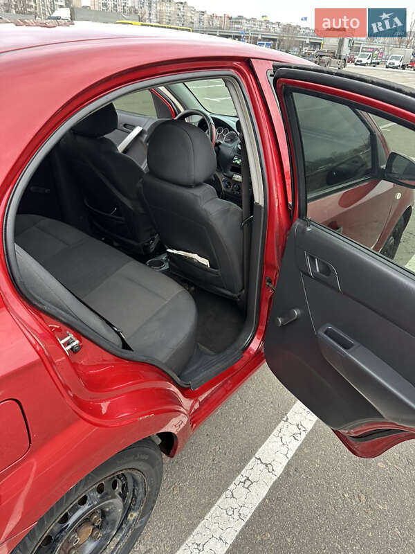 Седан Chevrolet Aveo 2011 в Киеве фото 15 Седан Chevrolet Aveo 2011 в Киеве
