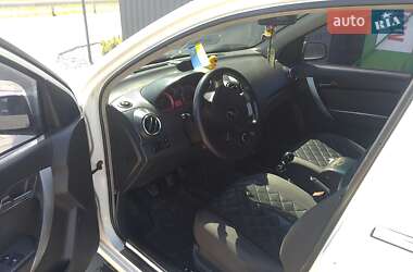Седан Chevrolet Aveo 2010 в 