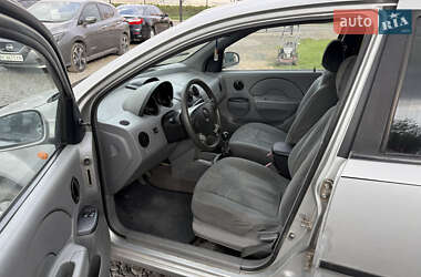 Седан Chevrolet Aveo 2005 в 
