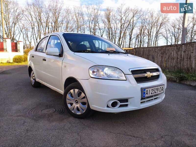 Седан Chevrolet Aveo 2008 в 