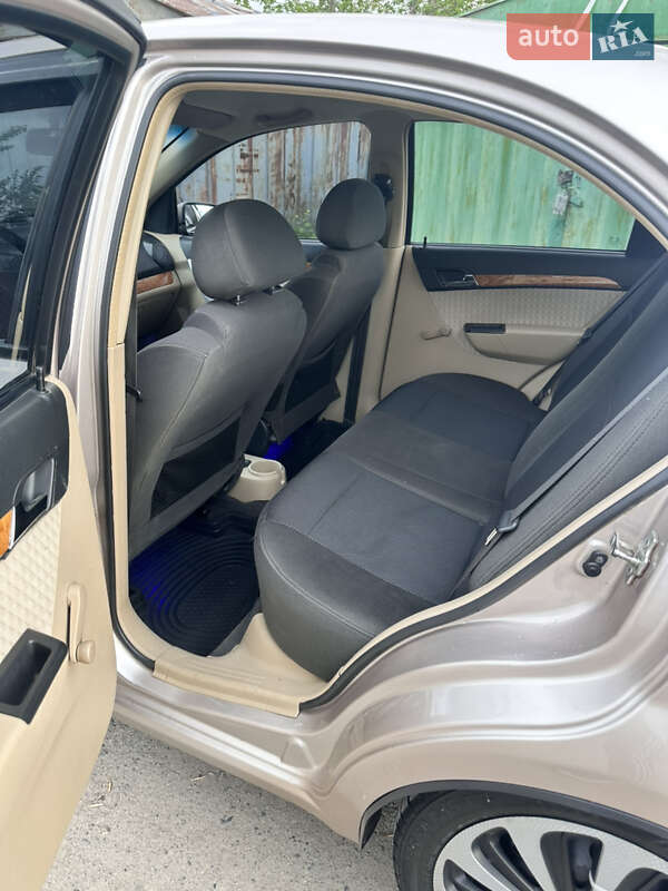Седан Chevrolet Aveo 2008 в Харкові