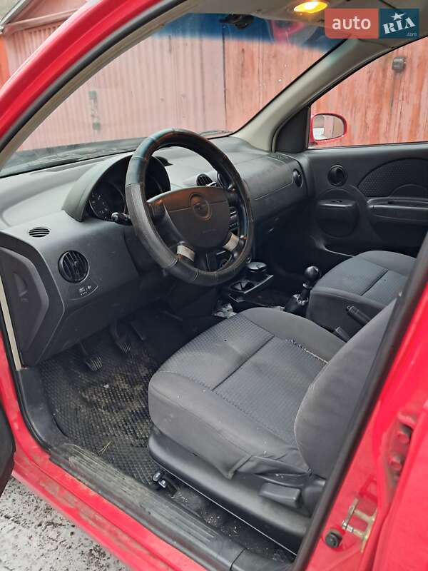 Хэтчбек Chevrolet Aveo 2006 в Киеве фото 5 Хэтчбек Chevrolet Aveo 2006 в Киеве