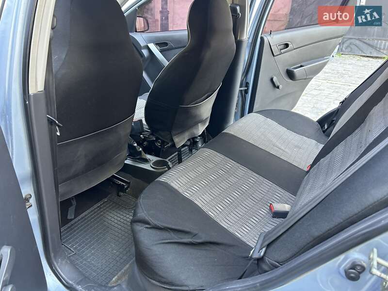 Седан Chevrolet Aveo 2011 в Каменец-Подольском фото 9 Седан Chevrolet Aveo 2011 в Каменец-Подольском