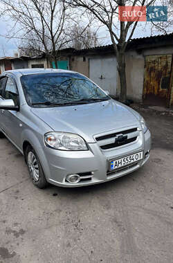 Седан Chevrolet Aveo 2008 в Днепре
