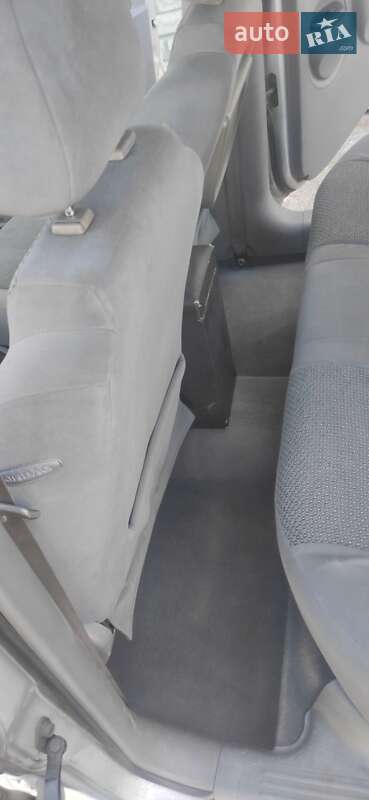 Седан Chevrolet Aveo 2005 в Запоріжжі