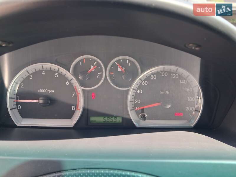 Седан Chevrolet Aveo 2009 в Чернівцях