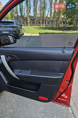 Хэтчбек Chevrolet Aveo 2008 в 