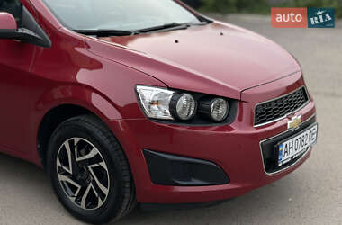 Седан Chevrolet Aveo 2014 в 