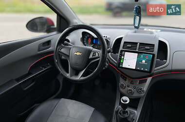 Седан Chevrolet Aveo 2014 в 