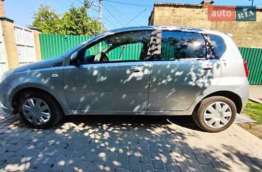 Хэтчбек Chevrolet Aveo 2009 в 
