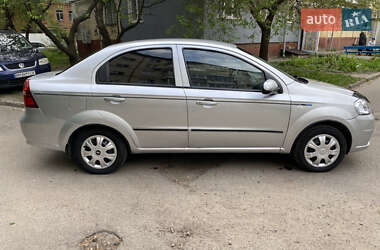 Седан Chevrolet Aveo 2006 в Сумах