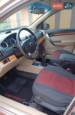 Седан Chevrolet Aveo 2008 в 