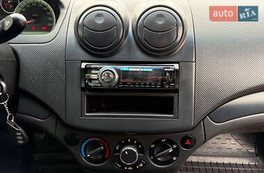 Седан Chevrolet Aveo 2009 в 