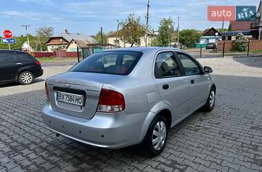 Седан Chevrolet Aveo 2005 в 