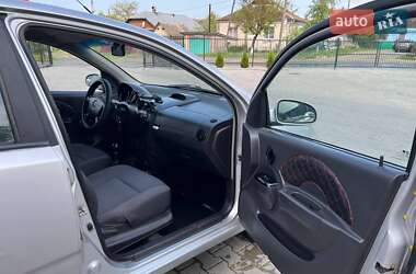 Седан Chevrolet Aveo 2005 в 