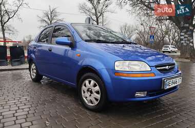 Седан Chevrolet Aveo 2005 в Новомосковську