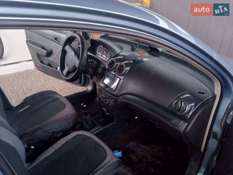 Седан Chevrolet Aveo 2006 в Хмельницком
