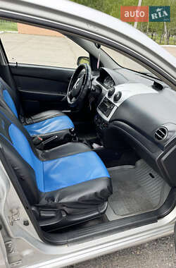 Седан Chevrolet Aveo 2008 в 