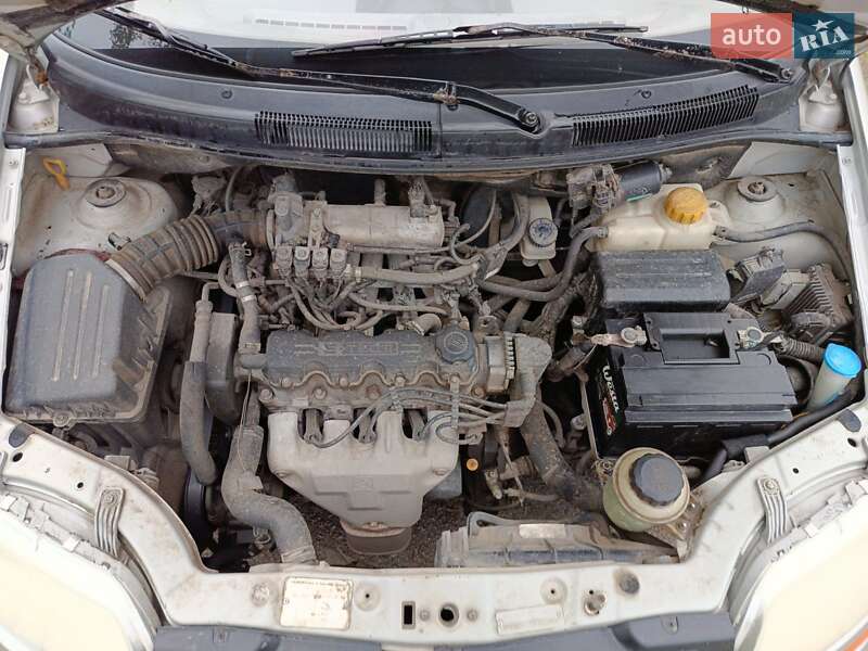 Седан Chevrolet Aveo 2004 в Бару