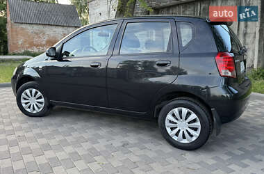 Хэтчбек Chevrolet Aveo 2007 в 
