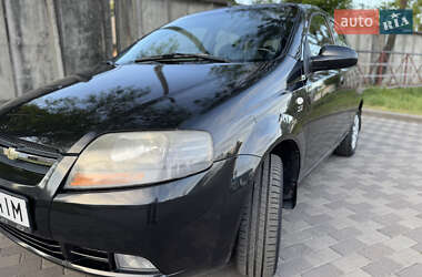 Хэтчбек Chevrolet Aveo 2007 в 