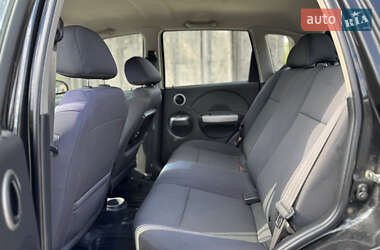 Хэтчбек Chevrolet Aveo 2007 в 