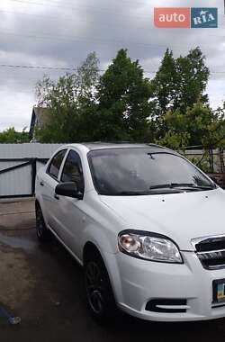 Хэтчбек Chevrolet Aveo 2007 в Новоукраинке