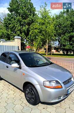 Седан Chevrolet Aveo 2005 в Херсоне