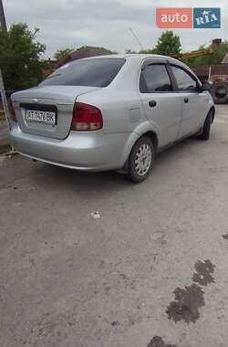 Седан Chevrolet Aveo 2004 в Івано-Франківську