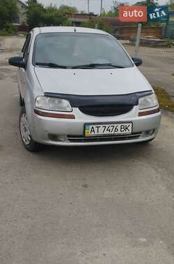Седан Chevrolet Aveo 2004 в 