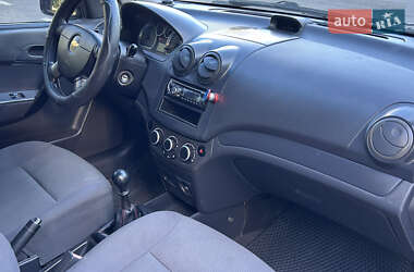 Седан Chevrolet Aveo 2008 в 