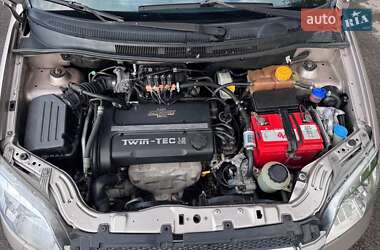 Седан Chevrolet Aveo 2008 в 