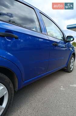 Седан Chevrolet Aveo 2011 в 