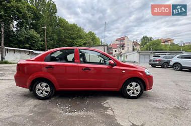 Седан Chevrolet Aveo 2010 в Львове