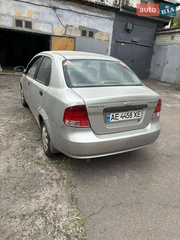 Седан Chevrolet Aveo 2005 в Кам'янському