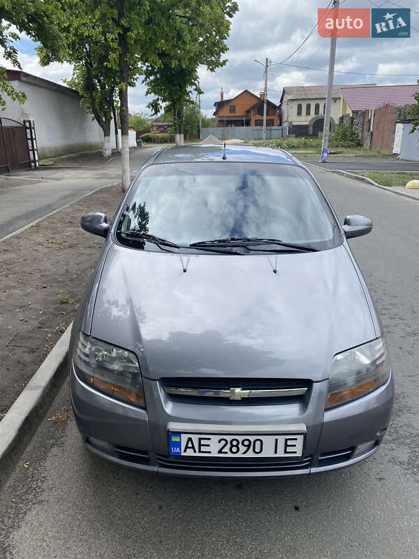 Хэтчбек Chevrolet Aveo 2006 в Днепре