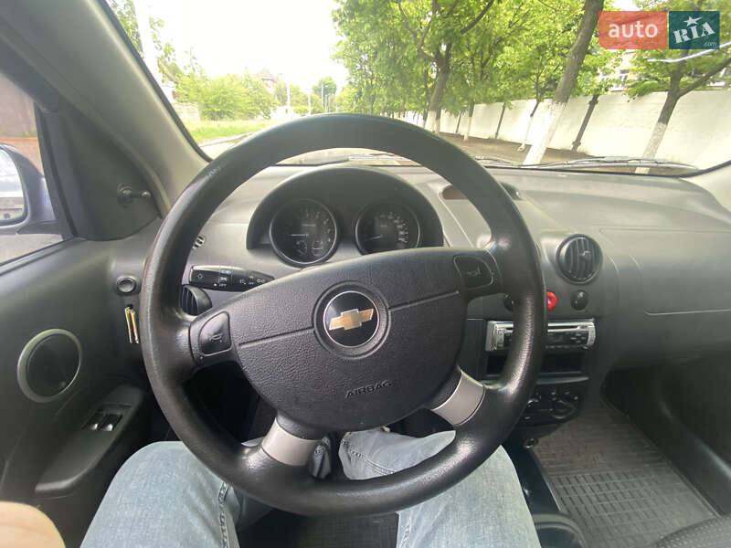 Хэтчбек Chevrolet Aveo 2006 в Днепре