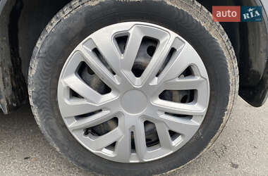 Хетчбек Chevrolet Aveo 2006 в 