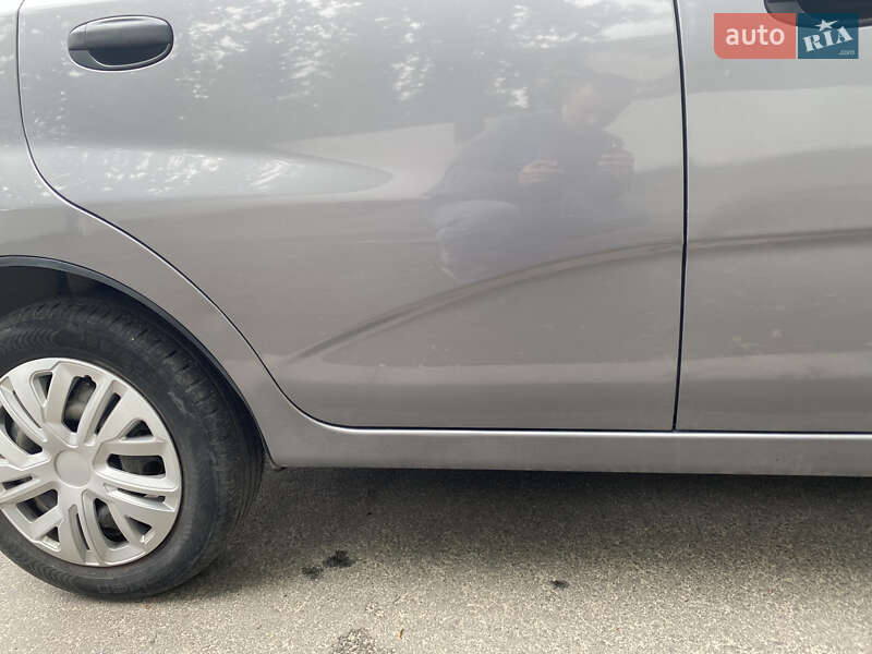 Хэтчбек Chevrolet Aveo 2006 в Днепре