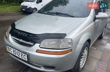 Седан Chevrolet Aveo 2004 в 