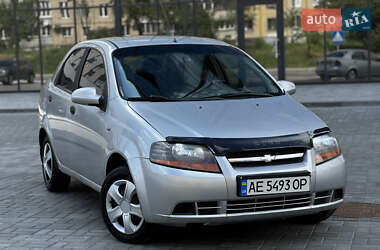 Седан Chevrolet Aveo 2005 в Дніпрі