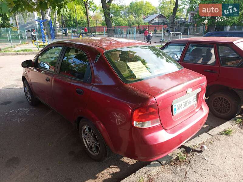 Седан Chevrolet Aveo 2005 в Житомире