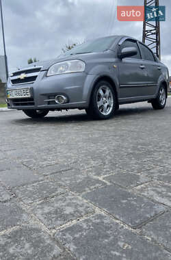 Седан Chevrolet Aveo 2006 в Днепре